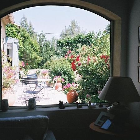 Chambres D'Hotes Saint Veredeme Pujaut エクステリア 写真