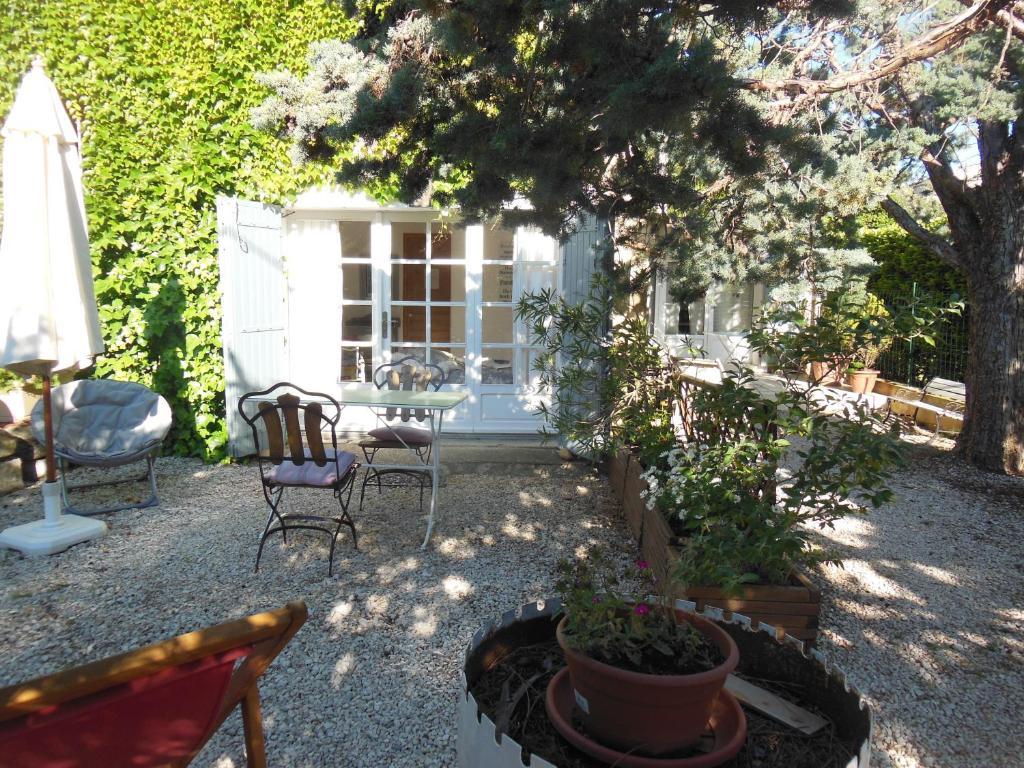 Chambres D'Hotes Saint Veredeme Pujaut エクステリア 写真